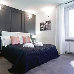 Chiclife Sarona Shenkin - Santa Caterina & Museum Apartment Bergamo